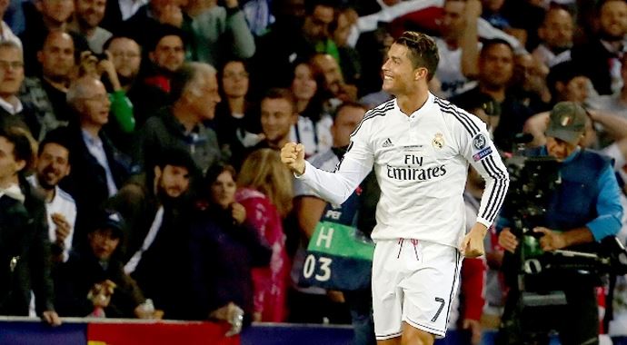 Ronaldo 40 takımı geride bıraktı Ronaldo 40 takımı geride bıraktı
