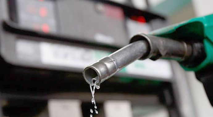 Motorin ve benzine zam geldi