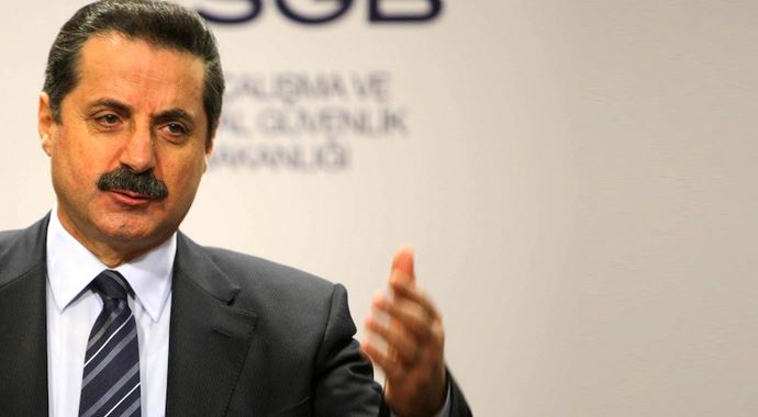 Bakan Çelik, 'Biz aklımızı mı kaçırdık ki...' Bakan Çelik, 'Biz aklımızı mı kaçırdık ki...'