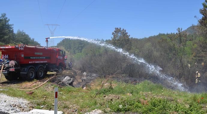 Köyceğiz'de yürekleri ağza getiren yangın Köyceğiz'de yürekleri ağza getiren yangın