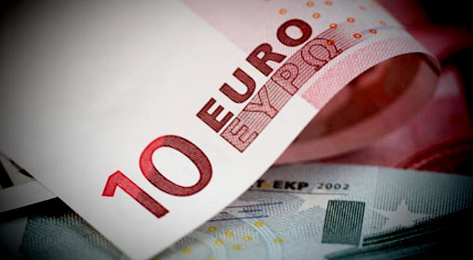 Şimdi de euro uçuşa geçti! 3 liraya ramak kaldı