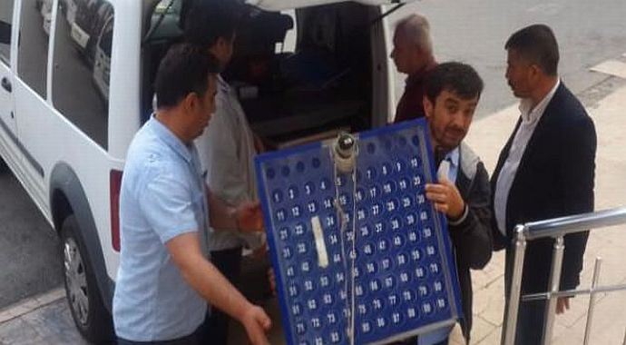 Aydın'daki operasyonda 40 kişi gözaltına alındı Aydın'daki operasyonda 40 kişi gözaltına alındı