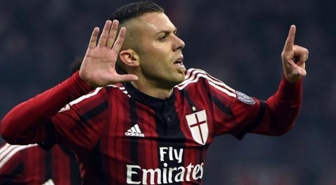 Menez kahramanlık yaptı