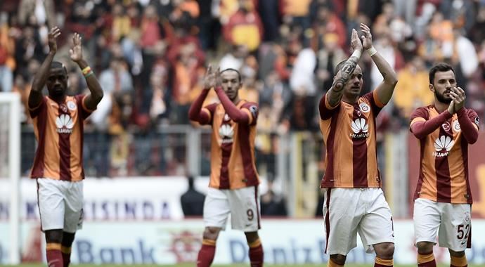 Galatasaray'ın muhteşem üçlüsü Galatasaray'ın muhteşem üçlüsü