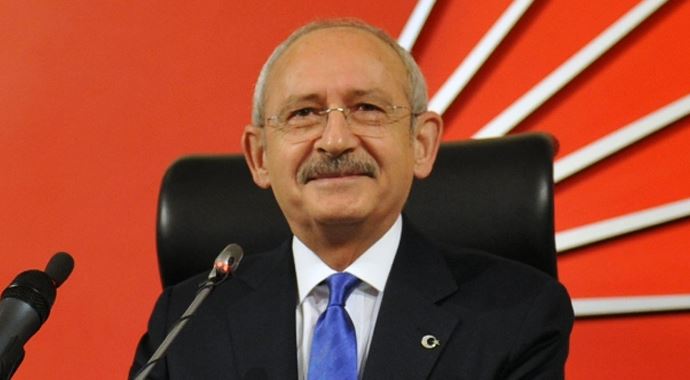 Kılıçdaroğlu şampiyon takımı kutladı