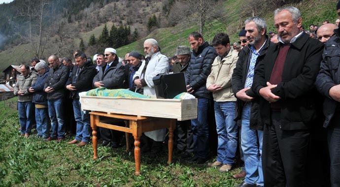 Bu köye muhtar seçilen vefat ediyor! Bu köye muhtar seçilen vefat ediyor!