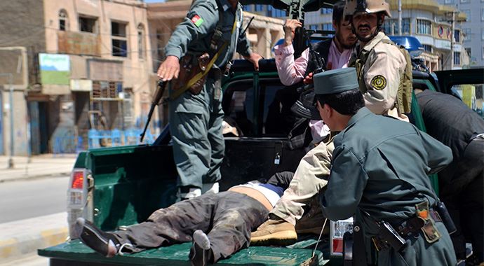 Afganistan'da Taliban savcılık binasına saldırdı! Afganistan'da Taliban savcılık binasına saldırdı!