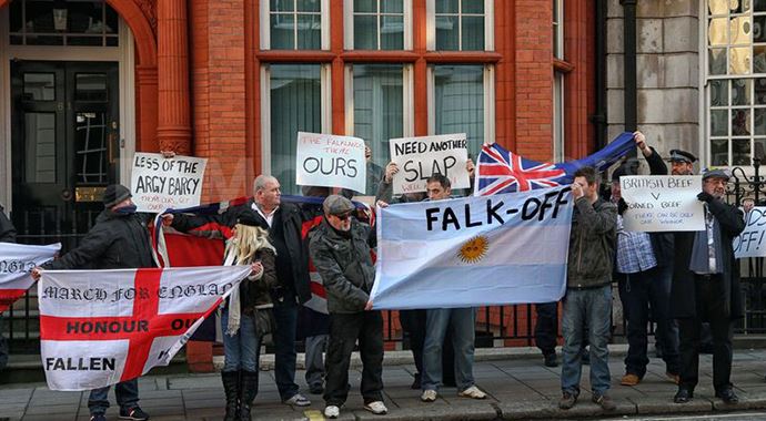 İngiltere'den Arjantin'e Falkland tepkisi