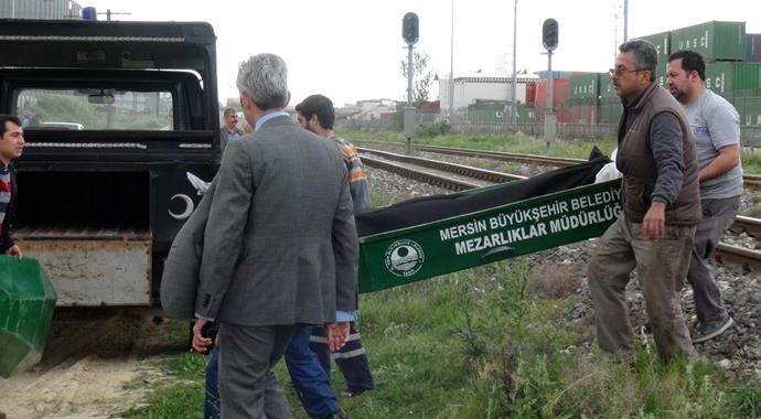 Liseli genç kız arkadaşına bu mesajı yollayıp, trenin önüne atladı