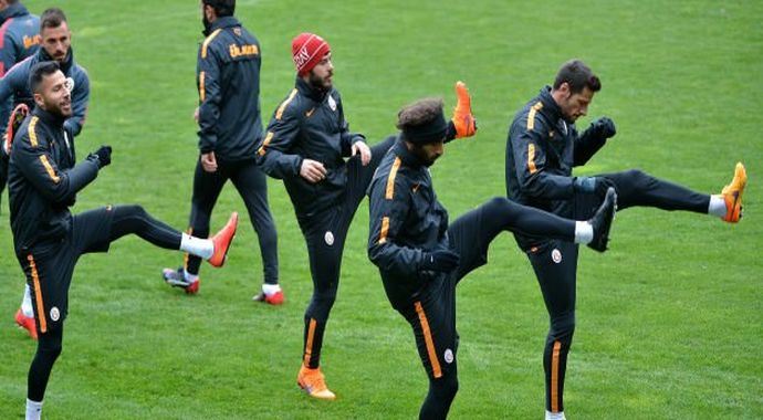Galatasaray'da hazırlıklar sürüyor Galatasaray'da hazırlıklar sürüyor