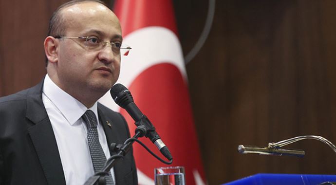 Yalçın Akdoğan'dan Sırrı Süreyya Önder'e sert cevap Yalçın Akdoğan'dan Sırrı Süreyya Önder'e sert cevap