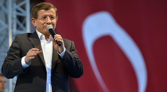 Davutoğlu: 'CHP, HDP ve DHKP-C ile işbirliği içinde' Davutoğlu: 'CHP, HDP ve DHKP-C ile işbirliği içinde'