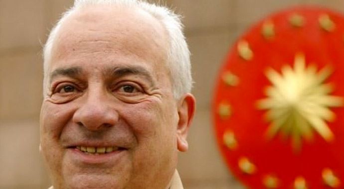 Zeki Alasya için Mizah Festivali ertelendi