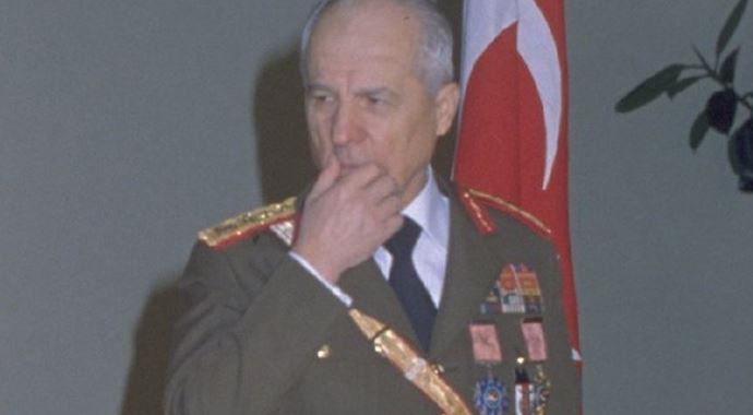Kenan Evren'in ölümü dış basına böyle yansıdı Kenan Evren'in ölümü dış basına böyle yansıdı