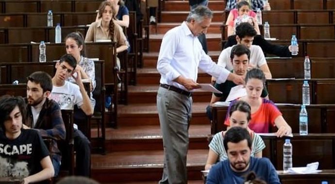 Bakan açıkladı! Öğrencilere aylık 2 bin TL burs