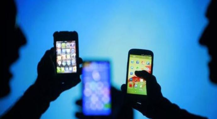 3 akıllı telefondan biri yerli!