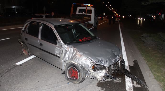Samsun'da feci kaza, 2 yaralı var Samsun'da feci kaza, 2 yaralı var