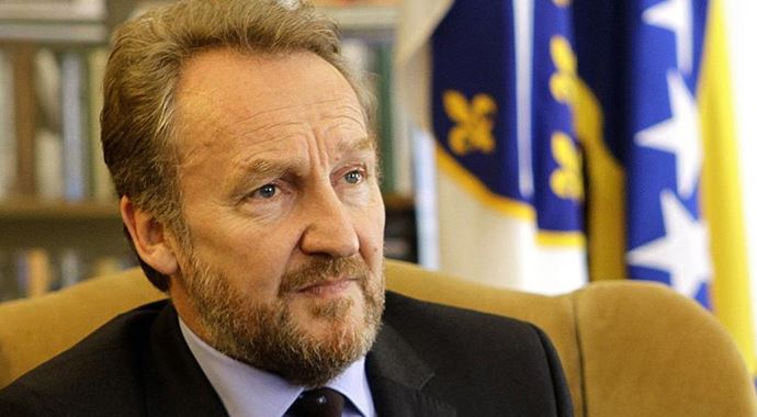 &#039;AK Parti, Türkiye&#039;yi hakettiği yere ulaştırdı&#039;
