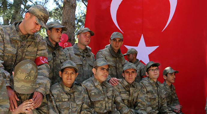 96 engelli genç temsili asker oldu