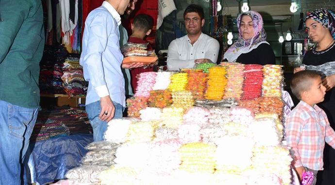 Siirt&#039;te günde bir ton hediyelik şeker satılıyor