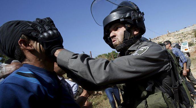 Nakba'nın ardından İsrail'de Arap olmak Nakba'nın ardından İsrail'de Arap olmak