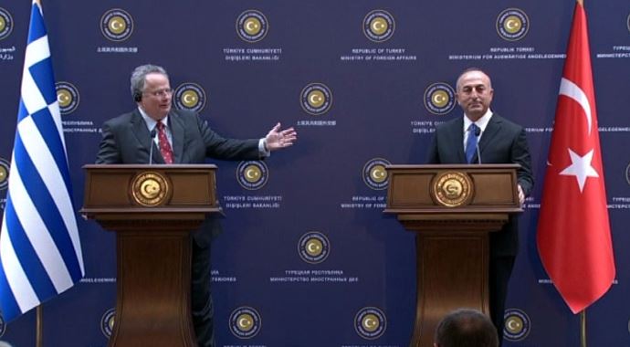 Çavuşoğlu, Yunan mevkidaşıyla Kıbrıs&#039;ı görüştü