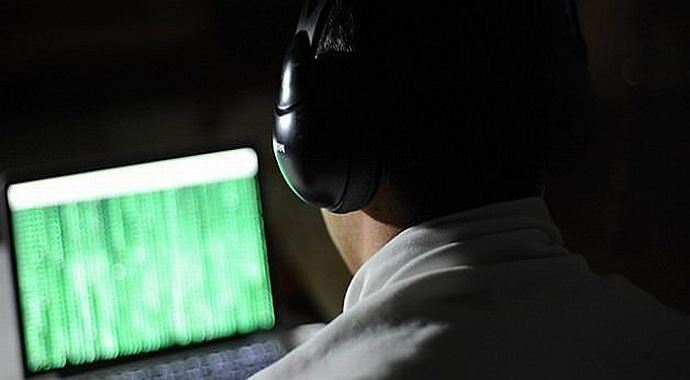 48 kişiyi farklı isimlerle dinlemişler 48 kişiyi farklı isimlerle dinlemişler