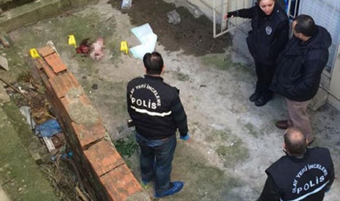 Tuvalette doğurduğu bebeği atan anneden olay sözler