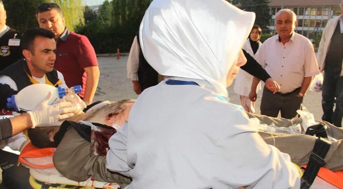 Baba - oğul birbirlerine ateş ettiler, 1&#039;i öldü diğeri yaralı!