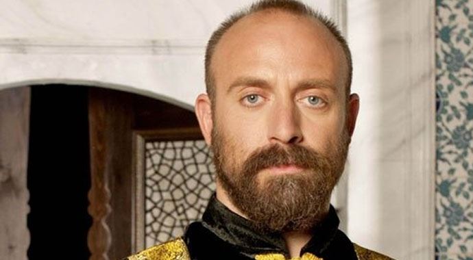 Halit Ergenç&#039;in yeni dizisi merak konusu