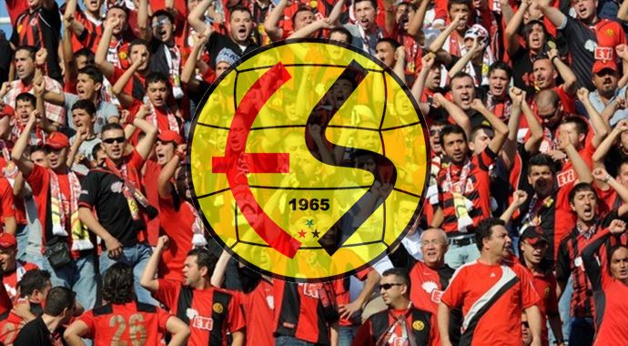 Eskişehirspor taraftarlarından anlamlı destek! Eskişehirspor taraftarlarından anlamlı destek!