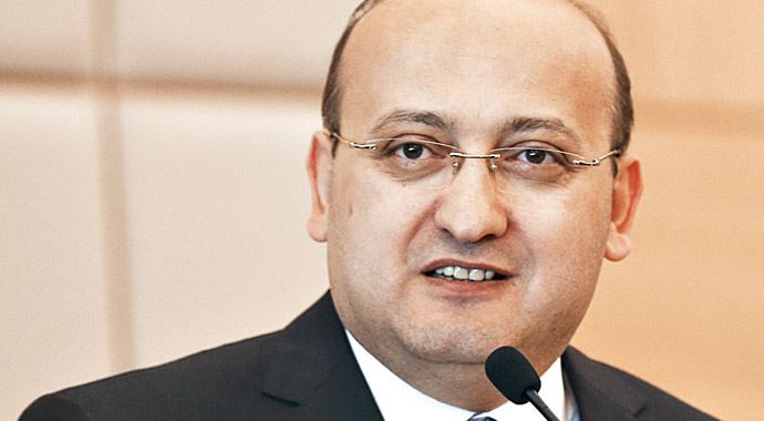Akdoğan&#039;dan Demirtaş&#039;a: Utanman olsa sokağa çıkmazsın