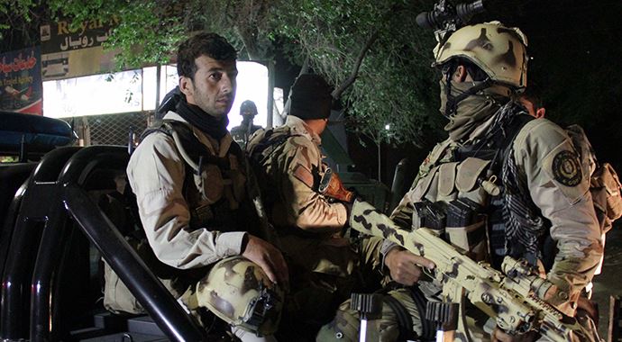 Afganistan&#039;da misafirhaneye saldırı: 14 ölü