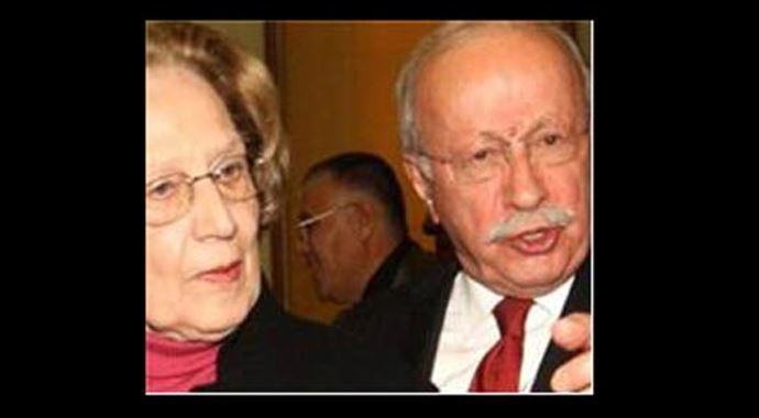 Oktay Ekşi'nin acı günü Oktay Ekşi'nin acı günü