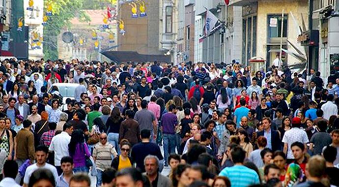 Türkiye nüfusunun yüzde 16,5'i genç Türkiye nüfusunun yüzde 16,5'i genç