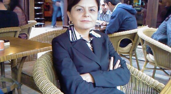 MHP'li aday, MHP lehine adaylıktan çekildi MHP'li aday, MHP lehine adaylıktan çekildi