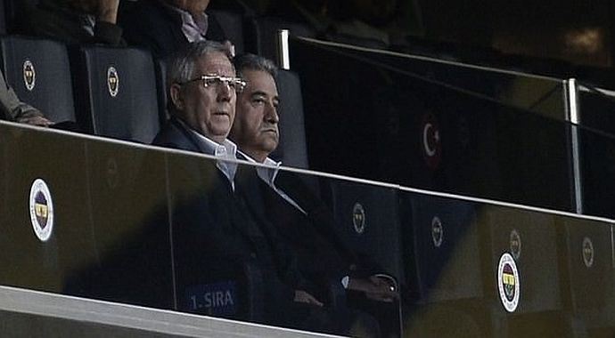 Aziz Yıldırım: Kulübeye telefon açtım, çünkü... Aziz Yıldırım: Kulübeye telefon açtım, çünkü...