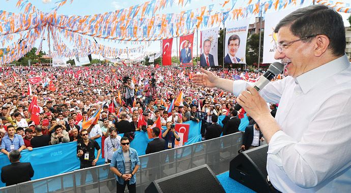 Başbakan'dan 'Paralel Savcı'ya sert cevap: Kendini Yassıada hakimi sanıyor Başbakan'dan 'Paralel Savcı'ya sert cevap: Kendini Yassıada hakimi sanıyor
