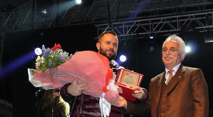 ETÜ Emre Aydın ile coştu ETÜ Emre Aydın ile coştu
