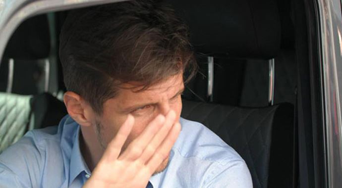 Görgü tanıkları olayı anlattı 'Emre 3 kişiyi yere serdi' Görgü tanıkları olayı anlattı 'Emre 3 kişiyi yere serdi'
