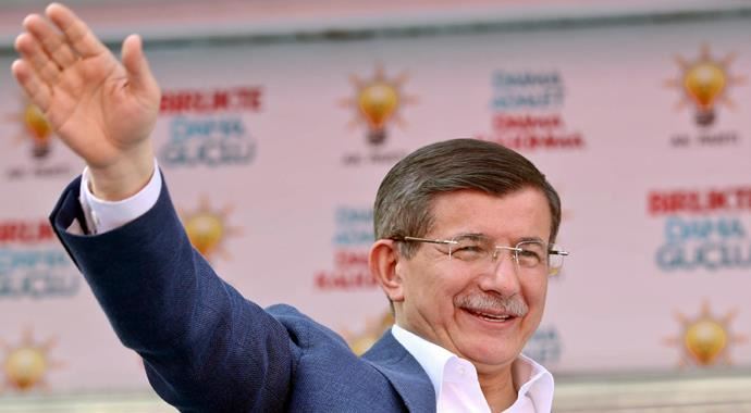 Davutoğlu: İspat etsin, istifa edeceğim Davutoğlu: İspat etsin, istifa edeceğim