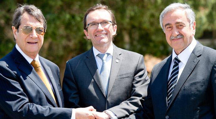 Rumlara vize kaldırıldı Rumlara vize kaldırıldı