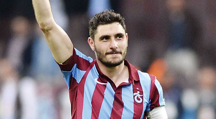 Özer Hurmacı Trabzon'da kaldı Özer Hurmacı Trabzon'da kaldı