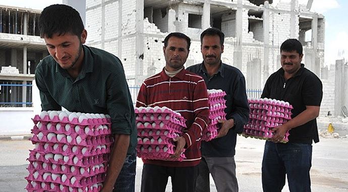 Kobanililere en fazla yardım Türkiye'den Kobanililere en fazla yardım Türkiye'den