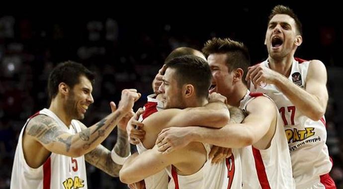 Real Madrid 9., Olympiakos 4. kupanın peşinde Real Madrid 9., Olympiakos 4. kupanın peşinde