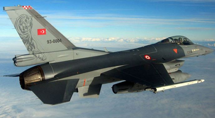 Türk uçakları, Suriye hava aracını vurdu