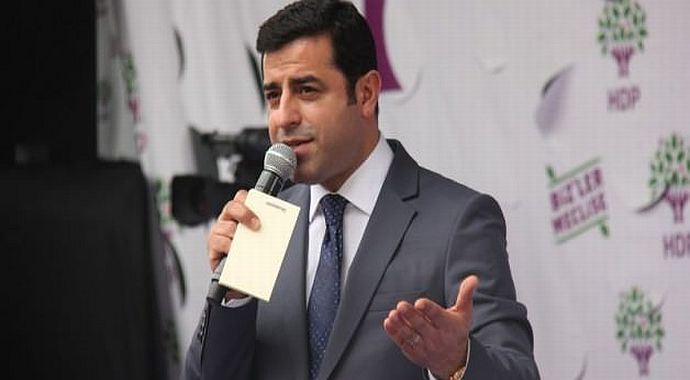 Selahattin Demirtaş&#039;tan MHP&#039;ye çağrı