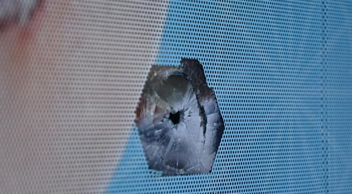 AK Partili Yasin Aktay'ın seçim minibüsüne saldırı AK Partili Yasin Aktay'ın seçim minibüsüne saldırı