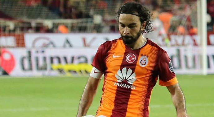 Galatasaray'da Selçuk depremi Galatasaray'da Selçuk depremi