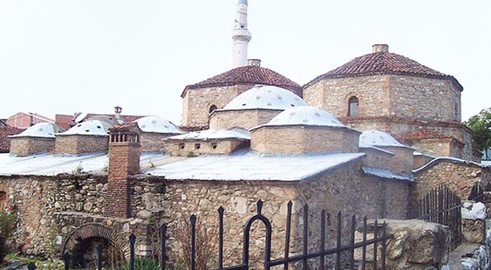 Müslümanların vakıf mallarına el koydular Müslümanların vakıf mallarına el koydular